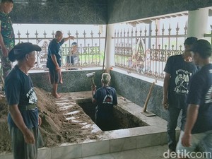 Ki Warseno Slenk Bakal Dimakamkan di Samping Makam Orang Tua