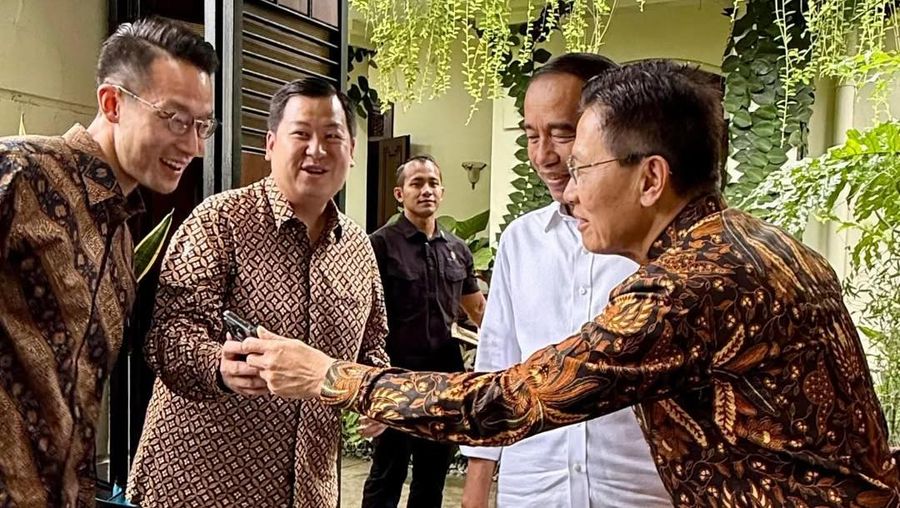 Jokowi dan Keluarga Pemilik Lippo Group. (Tangkapan layar Instagram @jokowi)