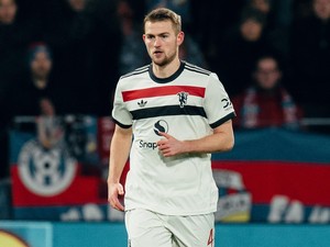 Viktoria Plzen Vs Man Utd: Tak Cuma Onana, De Ligt Juga Kena Kritik