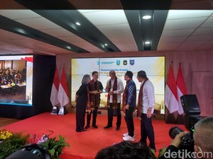 Menteri Rosan Sebut Jatim Tempati 3 Besar Investasi dengan Nilai Rp 111,4 T