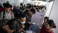 Sinyal Kuat RI Sedang Krisis Lapangan Kerja