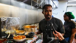 Awalnya Berprofesi Petani, Kini Pria Ini Sukses Menjadi Chef Profesional