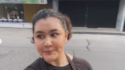 Talitha Curtis Bikin Bangga Ortu karena Risol Hasil Usaha Sendiri