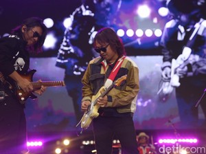 J-Rocks Puji Wibu Naik Kelas