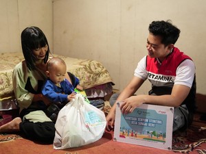 Kilang Pertamina Plaju Beri Bantuan Makanan Bergizi ke Masyarakat Banyuasin