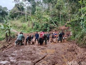 Longsor di Salem Brebes, Akses ke Desa Winduasri Mulai Terbuka