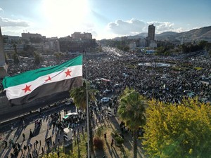Assad Tumbang, Rusia Kemasi Peralatan Militer di Pangkalan Udara Suriah