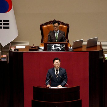 Tok! Detik-Detik Parlemen Korsel Setujui Pemakzulan Yoon Suk Yeol