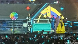 Minho Janji Bawa SHINee Full Member ke Indonesia
