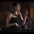 Penyanyi asal Iran, Parastoo Ahmadi. (Tangkapan Layar Youtube/Parastoo Ahmadi)