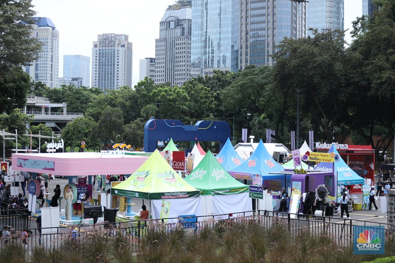 Suasana hari pertama HUT Transmedia 23 di Istora Senayan, Jakarta, Sabtu (14/12/2024). (CNBC Indonesia/Tri Susilo)