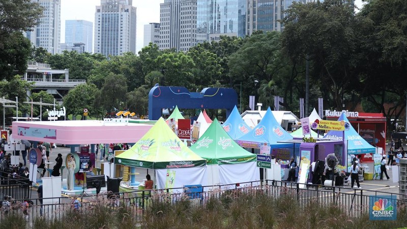 Suasana hari pertama HUT Transmedia 23 di Istora Senayan, Jakarta, Sabtu (14/12/2024). (CNBC Indonesia/Tri Susilo)