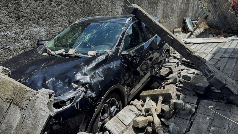 Debris lies on the street in the aftermath of Cyclone Chido, in Mamoudzou, Mayotte, France, December 15, 2024, in this screen grab obtained from video. John Balloz/via REUTERS  THIS IMAGE HAS BEEN SUPPLIED BY A THIRD PARTY. MANDATORY CREDIT.