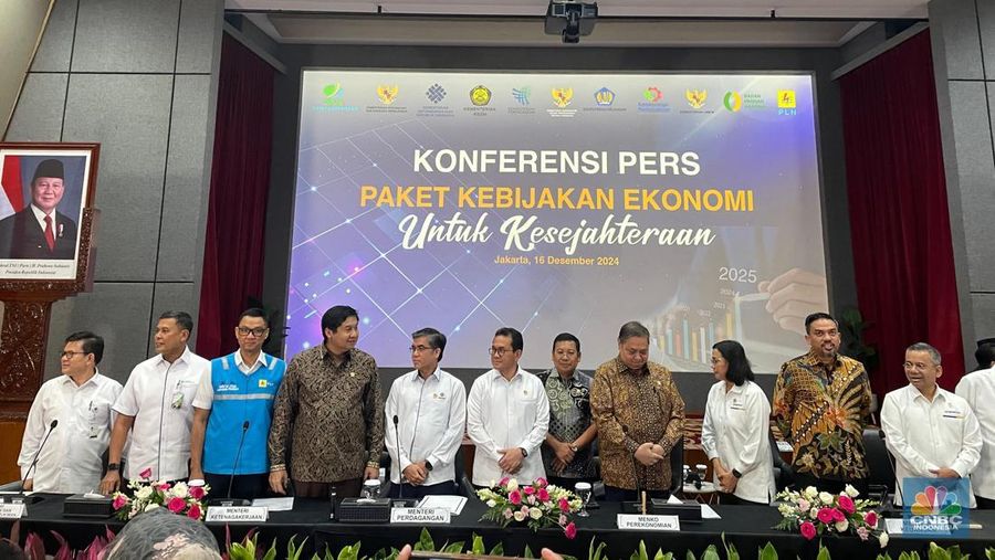 Konferensi Pers: Paket Stimulus Ekonomi untuk Kesejahteraan. (CNBC Indonesia/Romys)