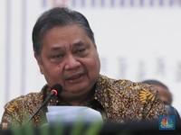 Dolar Rp16.300, Airlangga Bakal Gelar Rapat dengan Sri Mulyani