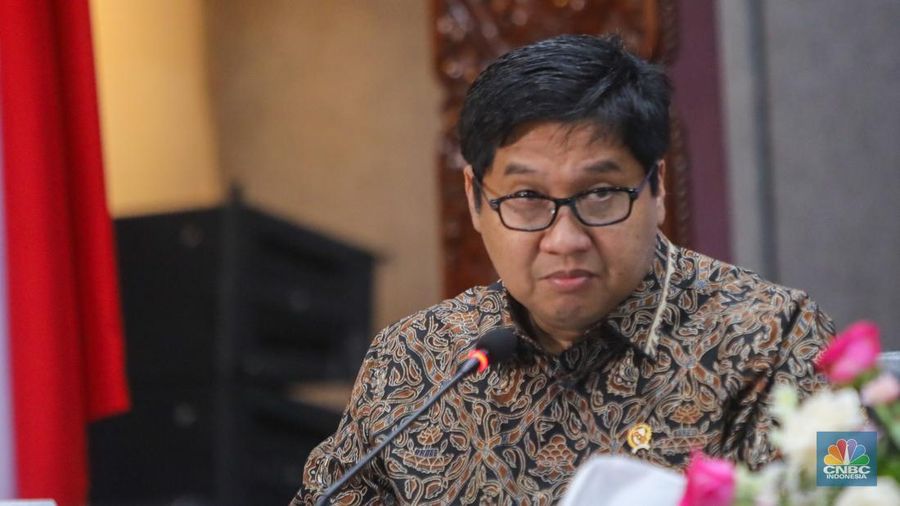 Menteri Perumahan dan Kawasan Permukiman, Maruarar Sirait saat Konferensi Pers Paket Kebijakan Ekonomi: Akselerasi Pertumbuhan Ekonomi Inklusif & Berkelanjutan di Kantor Menkoperekonomian, Jakarta, Senin (16/12/2024). (CNBC Indonesia/Faisal Rahman)