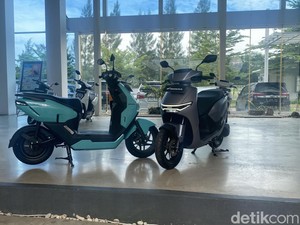 Harga Resmi Motor Listrik Honda CUV e: dan ICON e: di Indonesia