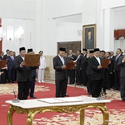 Sah! Prabowo Lantik Ketua-Dewas KPK Baru Periode 2024 - 2029
