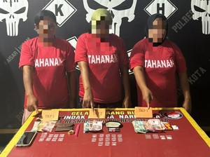 Tiga IRT di Bima Ditangkap Polisi gegara Jadi Pengedar Sabu