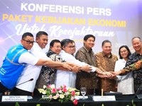 97% Pelanggan Rumah Tangga Peroleh Diskon Setengah Harga dari PLN