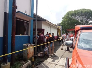 Pos Polisi Gentong Tasik Dirusak, Kaca Pecah-Ada Bekas Kobaran Api