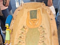 Heboh! Ada Lukisan The Simpsons di Peti Mumi Mesir Kuno, Ini Potretnya