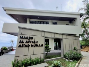 Masjid Jogja Ini View-nya Langsung Laut, Syiar Dakwah Keluarga KH Asad Humam