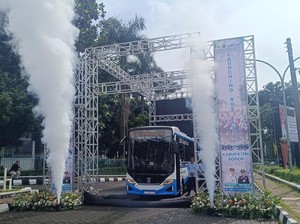 Pemkab Bogor Resmikan Bus Listrik Rute Bojonggede-Sentul