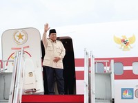 Ketat! Dinas Luar Negeri PNS-Menteri Harus Izin Prabowo