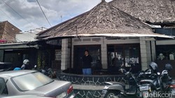 Keluarga Ikhlas Rumah Harry Roesli Dijual: yang Penting Spiritnya!