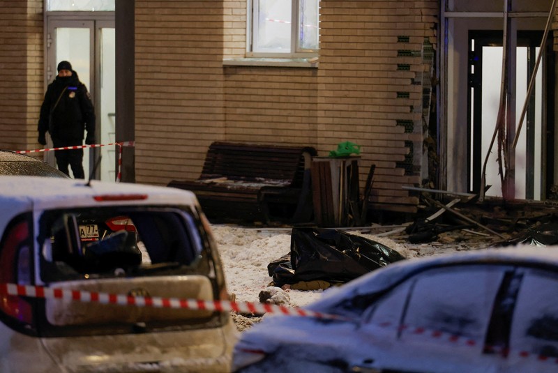 UKRAINE-CRISIS/MOSCOW-BLAST A view shows a scene of an explosion in which, according to Russia's investigative committee, Russian general Igor Kirillov, in charge of nuclear protection forces, and his assistant were killed, in Moscow, Russia December 17, 2024. REUTERS/Maxim Shemetov