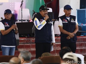 Momen Angkat Tangan Mensos Gus Ipul-Wamen Agus Jabo Sumpah Tak Bakal Korupsi