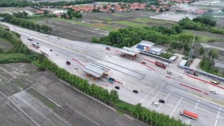 Penampakan Gerbang Tol Palimanan resmi dibongkar. (Astra Tol Cipali)