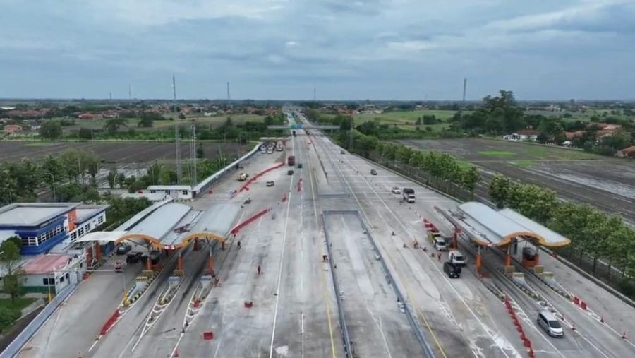 Penampakan Gerbang Tol Palimanan resmi dibongkar. (Astra Tol Cipali)