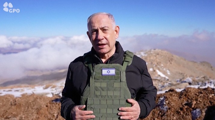 Perdana Menteri Benjamin Netanyahu menyatakan pada Selasa (17/12/2024) bahwa pasukan Israel akan tetap berada di zona penyangga perbatasan Suriah, terutama di puncak Gunung Hermon,