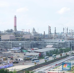 Harga Minyak Melemah, Pasar Tunggu Perkembangan Perang Rusia-Ukraina