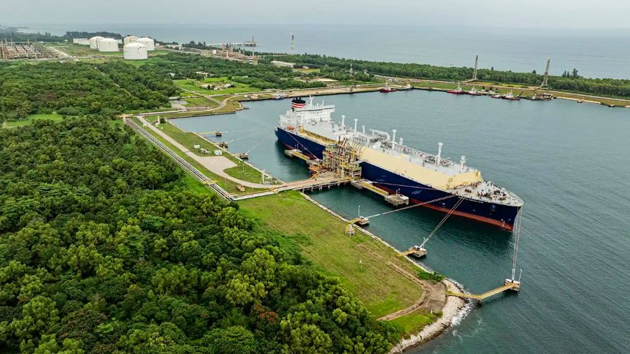 Terminal LNG Hub Arun yang dioperasikan PT Perta Arun Gas, anak usaha PT Pertagas, di Lhokseumawe, Aceh. Doc PT Pertamina Gas (Pertagas).