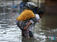 Banjir Jakarta Hantam 54 RT dan 23 Ruas Jalan, Ini Penyebabnya