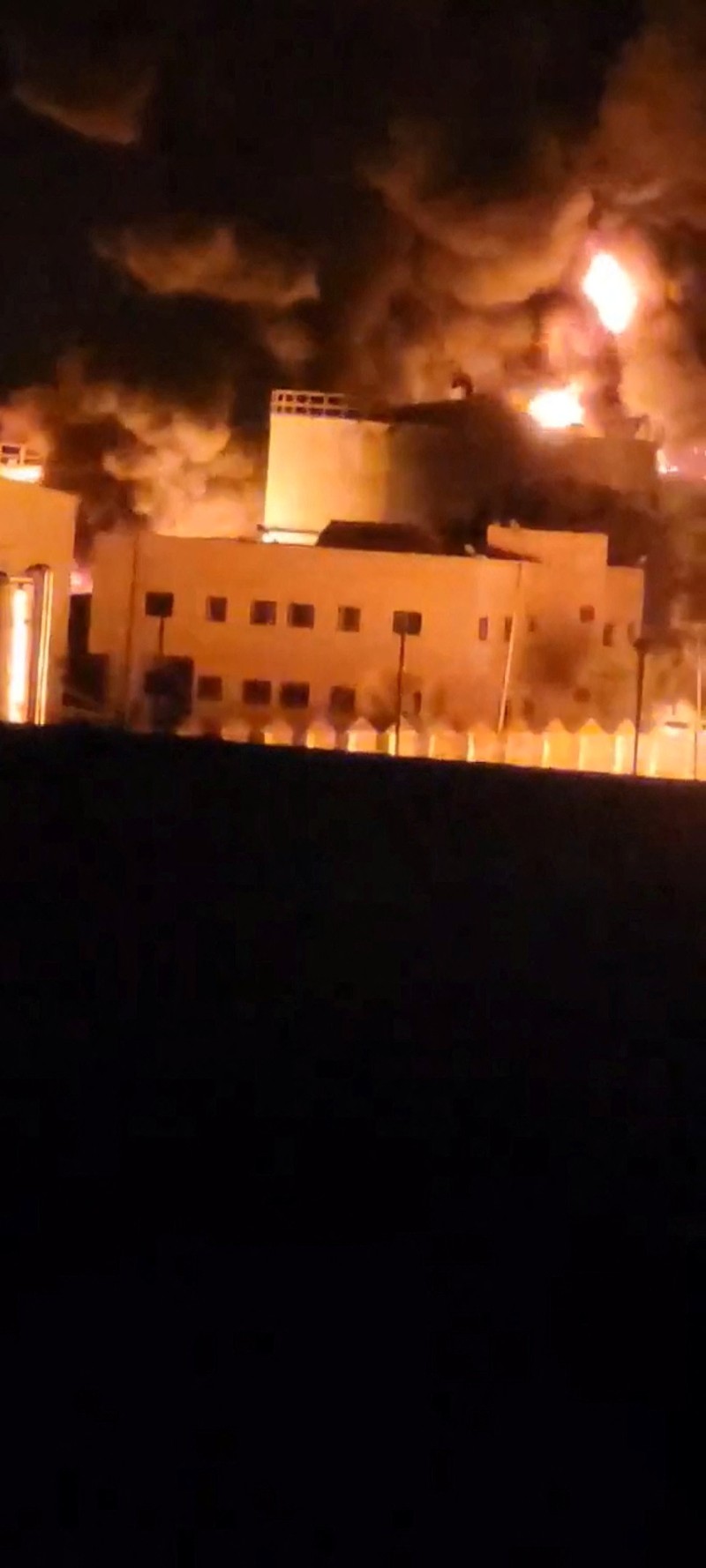 ISRAEL-PALESTINIANS/YEMEN-STRIKES Smoke and flames rise from the premises of the Hezyaz Central generating station in Sanaa Governorate, Yemen in this screengrab obtained from social media video released December 19, 2024. Social Media/via REUTERS THIS IMAGE HAS BEEN SUPPLIED BY A THIRD PARTY. NO RESALES. NO ARCHIVES.