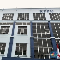 KPPU Segera Sidang Kartel Bunga Pinjol, 97 Fintech Terseret