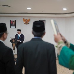 Menko Zulhas Lantik 8 Pejabat Eselon I, Siap Kejar Swasembada Pangan