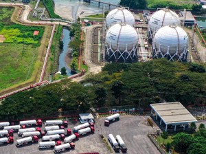 Kurangi Impor dari Singapura, Bahlil Bidik Pasokan BBM dari India-China