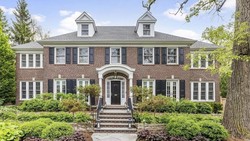 Jadi Lokasi Syuting Film Home Alone, Ini Fakta Menarik Rumah Kevin McCallister