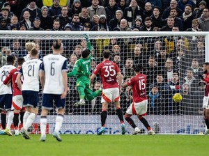 Altay Bayindir Permalukan Man United, Onana Dikangenin