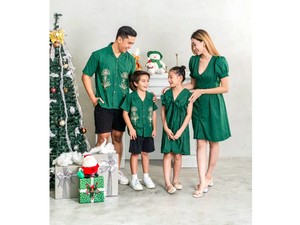 7 Brand yang Rilis Baju Natal Keluarga, Bisa Couple dengan Anak dan Pasangan