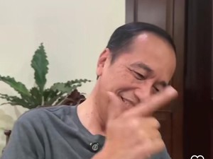 Netizen Salfok Jokowi Posting Lagu Waktu Ku Kecil