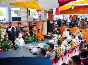 Libur Akhir Tahun, Kapolri Tanya SOP Penyelamatan Penumpang Kapal di Merak