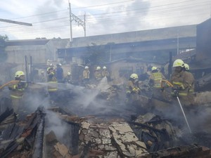 Kebakaran Rumah di Menteng, Warga Ngaku Kaget Api Tiba-tiba Tinggi
