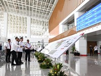 Beroperasi 24 Desember, Wapres Gibran Tinjau Stasiun Whoosh Karawang