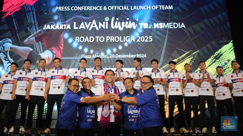 Press Conference & Official Launch of team Jakarta LavAni Livin’ Transmedia di Plaza Mandiri, Jakarta, Jumat (20/12/2024). (CNBC Indonesia/Faisal Rahman) Press Conference & Official Launch of team Jakarta LavAni Livin’ Transmedia di Plaza Mandiri, Jakarta, Jumat (20/12/2024). (CNBC Indonesia/Faisal Rahman)